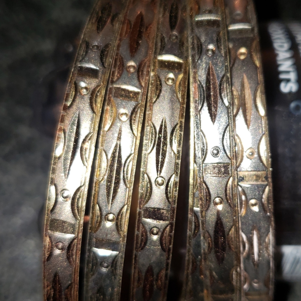 6 bangle bracelets
